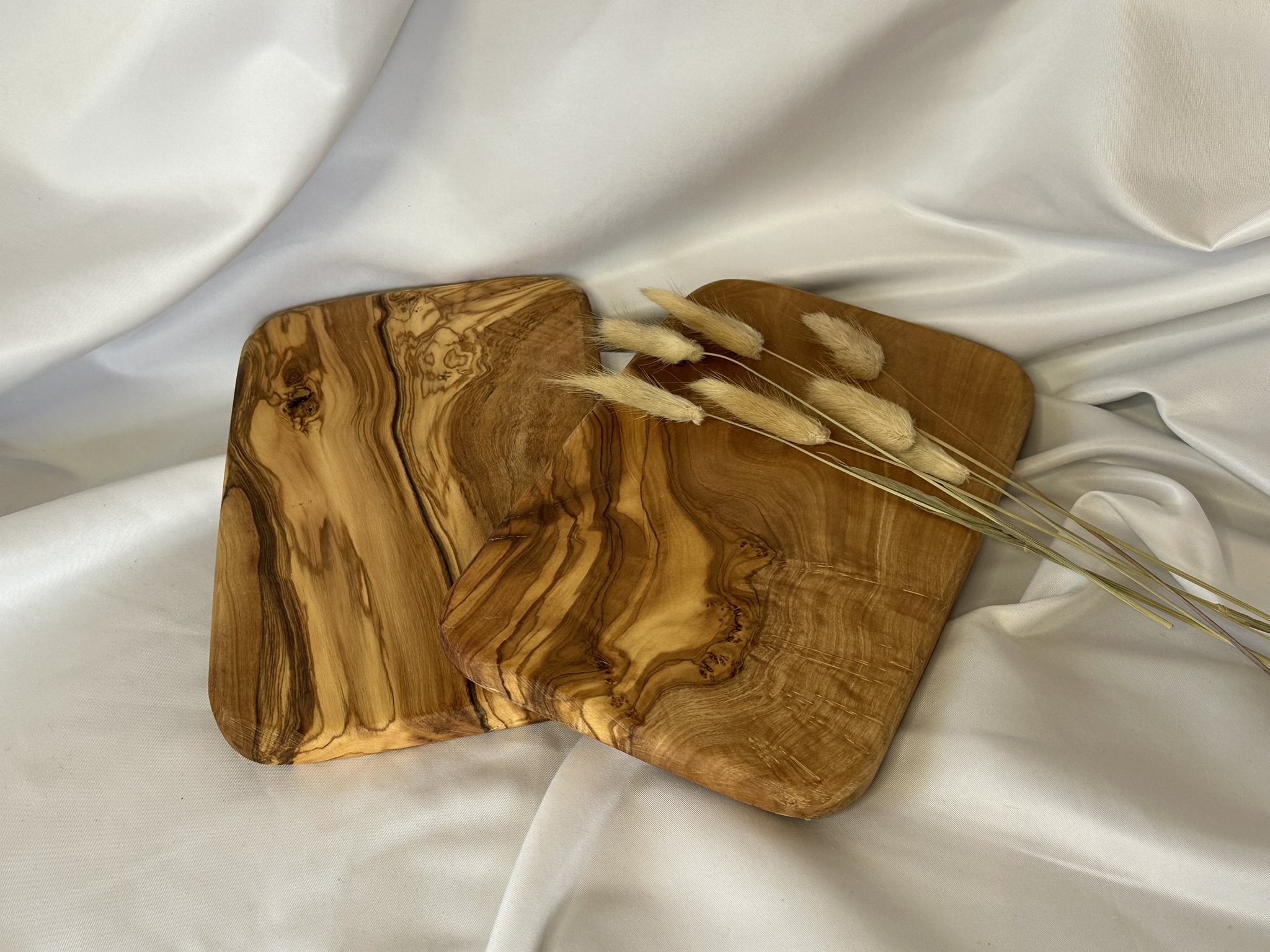 Frühstücksbrett aus Olivenholz