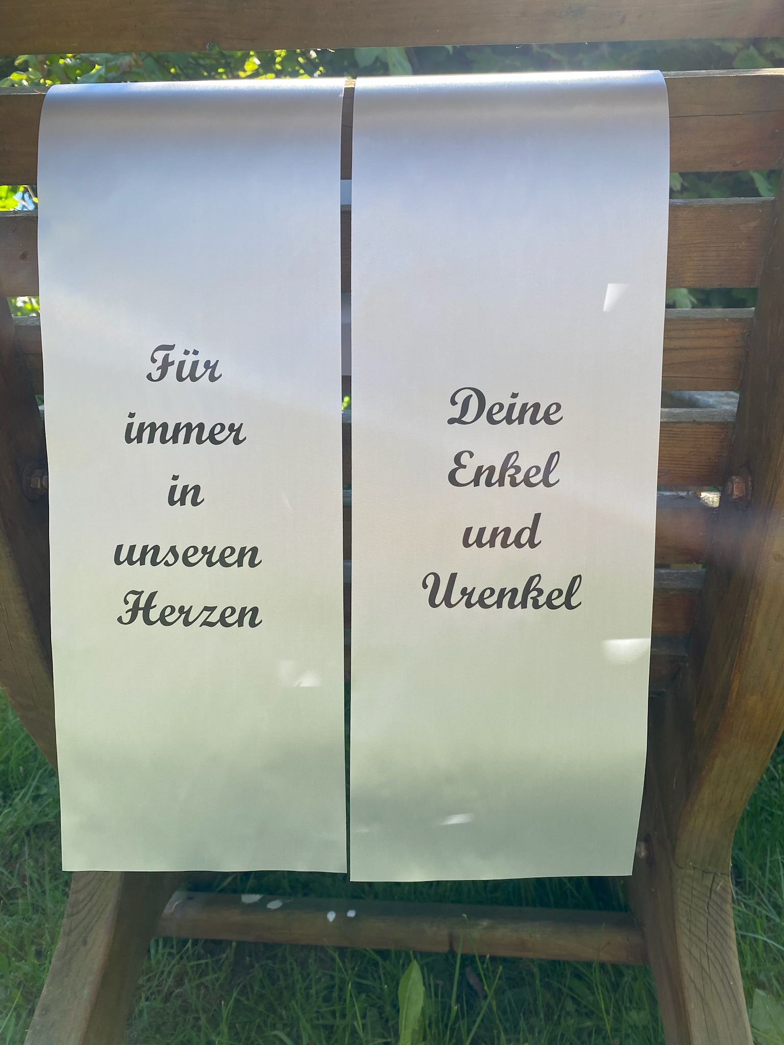 *Trauerschleifen* grau - Text *Trauerschleifen* grau - Text