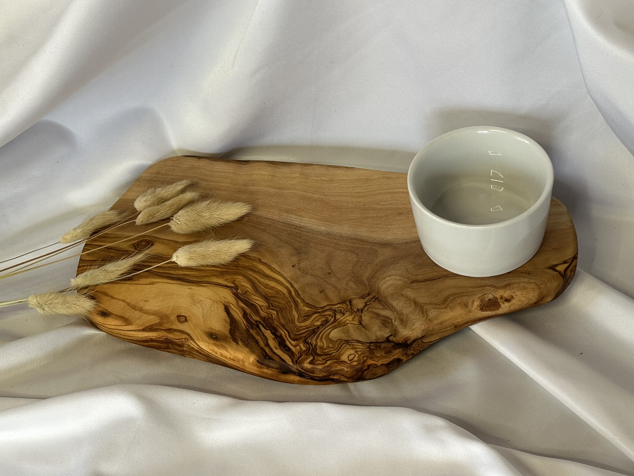 Burgerbrett rustikal 30-34 cm inkl. Porzellanschale